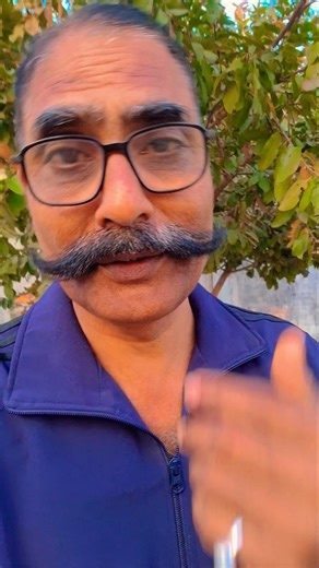 Aaj nahin toh kal badlegi in haathon ke lakire