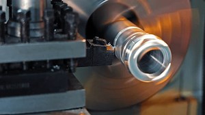 clip-3795983075-close-up-turning-process-on-metal-lathe-machine