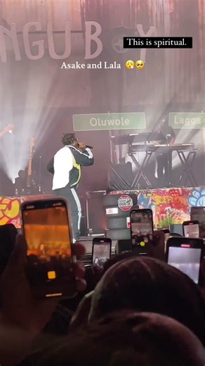 Asake and Lala Concert Crowd Moments in London