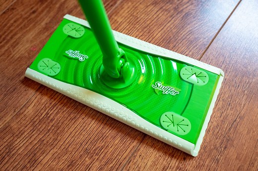 9 Surprising Ways You Can Use a Swiffer