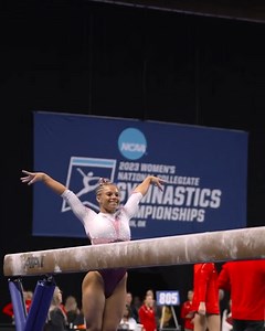 She 𝙖𝙣𝙨𝙬𝙚𝙧𝙚𝙙 the call to 𝙥𝙚𝙧𝙛𝙚𝙘𝙩𝙞𝙤𝙣! 📞 Senior Ragan Smith earned her first regional title on beam with her fifth career 𝙥𝙚𝙧𝙛𝙚𝙘𝙩 🔟. #NCAAGym | #BoomerSooner | Oklahoma Women's Gymnastics