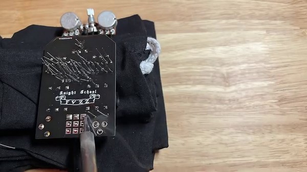 Ever wanted to build your own pedal? Whether you're a skilled builder or a complete novice, we've got great news for you: Knight School Fuzz DIY kits are available! Assembly is very straightforward and requires only a soldering iron, some solder, and proper ventilation; we'll take care of the rest. | Catalinbread Effects