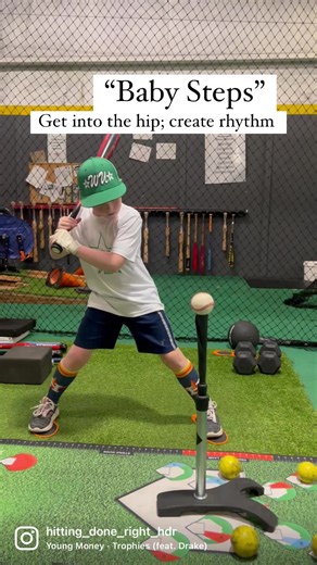 🔥Baby steps🔥Great for kids who work 👆🏻👆🏻 when the load instead of down and around the hip socket. Also works well to control drift and creating some rhythm in the swing #hittingdrills #hittingfundamentals #hittinginstruction #hittingcoach #balanceiskey #boombaby #baseballplayers #baseballlessons #baseballteam #softballinstructor #hittingdoneright #hittingcamps #hittingmechanics #battinglessons | hitting_done_right_hdr