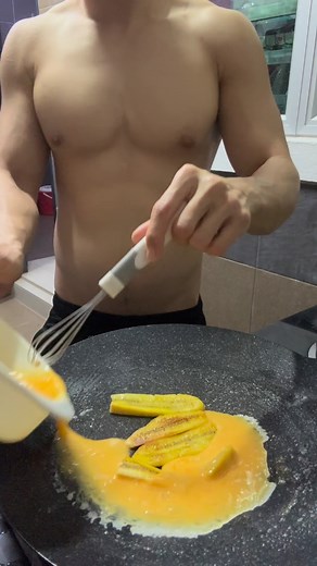 I saw a comment from a follower saying: “You’ve given us so many breakfast ideas!” 💡 They said they’ve totally run out of cooking ideas! 😅 Looks like my breakfasts are actually quite creative! 🤣🍳✨ Turns out that sharing daily life can become a spark of inspiration for others 💛 If I can bring a bit of positivity, joy ✨ and love for family 🏡❤️ That truly makes me feel fulfilled and meaningful 🥹 So how about you guys? What would you like to see me share next? Drop it in the comments below! �