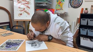 Art therapy program helps people manage their mental illness