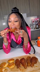 My Uncle Marks Crispy Juicy Wet Batter Fried Chicken Goes Down In The Granny History Book🤤 You Can Also Use This Recipe On Fried Seafood & Veggies😋 #secretrecipe #friedchicken #breakfast #facebookreels | Sierra Glamshop