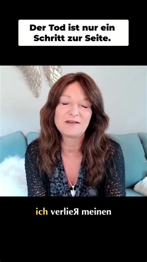 Der Tod ist nicht das Ende. Es ist wie ein Schritt zur Seite, ein Wechsel der Straßenseite. Viel mehr als einfach Nichts. Anke Evertz im INTERVIEW in der 13. Ausgabe des Herzprojekt Magazin: SEELENFÜLLE Lebe dein wahres selbst - sie ist Bestseller Autorin und Mentorin. „Wir haben jederzeit die Chance unseren Blickwinkel zu ändern und in diese Seelenfülle einzutreten.“ Willst du alle Herzprojekt-Magazine, Interviews und Geschichten lesen? Kommentier ‚Info‘ und ich öffne dir den exklusiven Zugang 