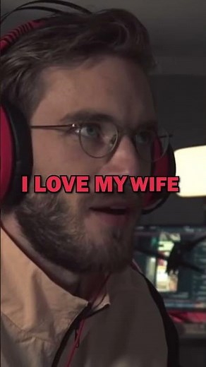 Marzia CAUGHT PewDiePie SLACKING