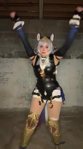 I almost fell like 8 times doing this #cipher #hsr #honkaistarrail #honkaistarrailcosplay #fyp