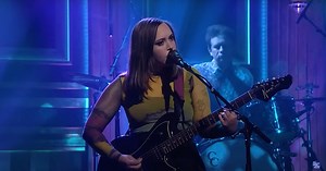 Soccer Mommy performs “Shotgun” on ‘The Tonight Show’—watch