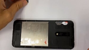 Watch Note 8 SIM card installation guide on Amazon Live