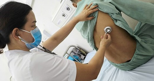 Dọn bùn sình sau mưa bão, người đàn ông ở Lào Cai nhiễm "vi khuẩn ăn thịt người"