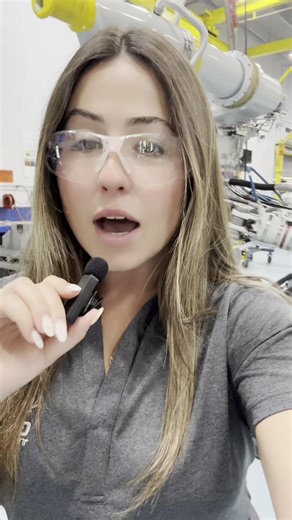 21 reactions | It’s not luck - it’s hydraulics. Here's how landing gear deployment really works! . . . . #aircraft #landinggear #runway #landing | GA Telesis | Facebook