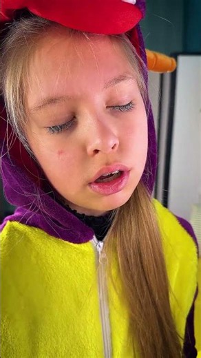 🌙 What Should You Do If Someone Sleepwalks? #funlearning #learningthroughplay