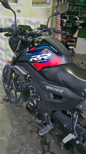 Tvs rider bike best trending new sticker install 👌 #naveenbikefeatures #automobile #autobics