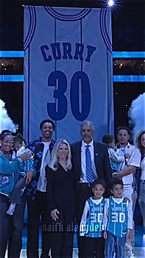 Dell Curry just had his JERSEY RETIRED 🤩❤️‍🩹