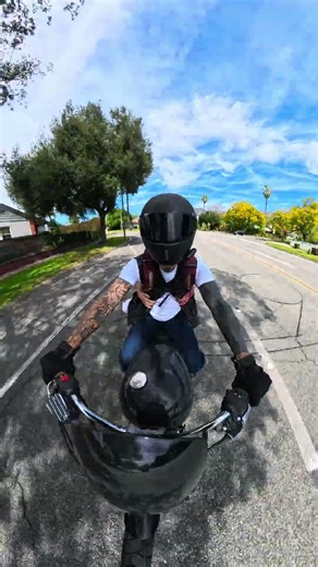 What is this sound?! #triumphmotorcycles #motorcycle