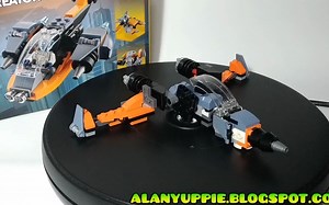 乐高31111套内变形金刚 Cyber drone