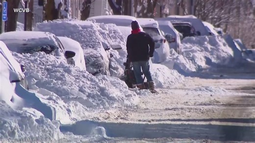 Bomb cyclone leaves hundreds of thousands without power across Northeast