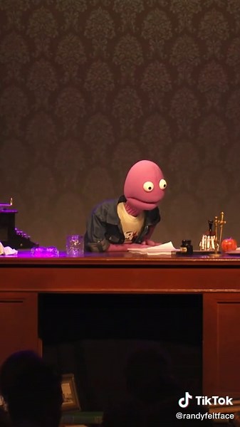 #randyfeltface #eyeswideshut #randywritesanovel