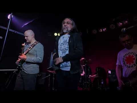 RHCP Parallel Universe Cover, Moscow Alibi club 4.19.2026