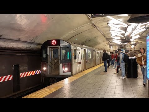 Morning Rush Hour MTA New York City Subway R188 7 Trains in Midtown Manhattan (4/10/23)