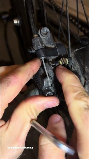 Adjust E-Bike Brakes #EBike#EBikeTips#CyclingLife#BikeRepair#DIYFix#LifeHacks#Shorts#YouTubeShorts