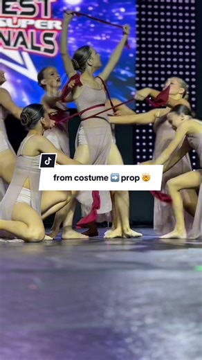 The creativity. 🤌 #JAMfestDanceSuperNationals #Dance #DanceTeam #DanceTricks #DanceProps