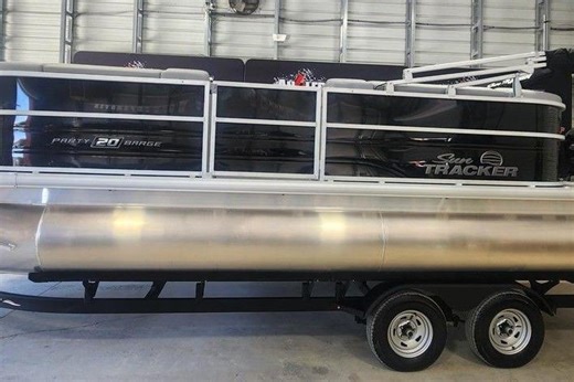 New 2026 Sun Tracker Party Barge 20 DLX, 27295 Lexington - Boat Trader
