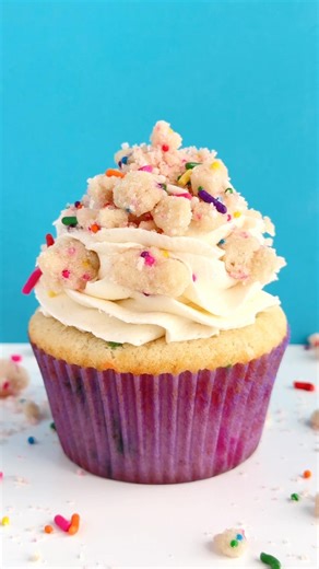 Birthday Cake Cupcakes | Cake Me Home Tonight