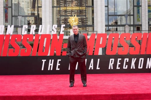 Mission: Impossible star Holt McCallany says Angela Bassett brought a “quietly powerful” quality to her role as the president of the United States in “The Final Reckoning." #MissionFilm https://cbsn.ws/4k5RMDu | CBS Mornings