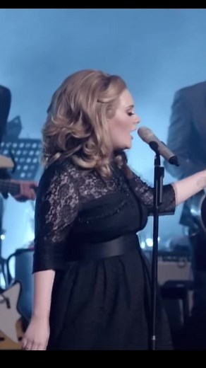 Epic Sing Along to Rolling in the Deep Live at The Royal Albert Hall