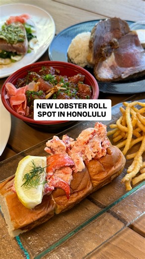 KELLI • HAWAII FOOD BLOGGER on Instagram: "🦞NEW SPOT FOR LOBSTER ROLLS IN HONOLULU 📍 @feast808 @midtowneats_hi There’s a new spot for lobster rolls in Honolulu. @feast808’s original location is in Manoa. The business is known for its lobster rolls, and recently opened in the @midtowneats_hi food hall. Of course you can still find the signature FEAST lobster rolls served with crispy fries. This Honolulu location has a slightly different menu with a few exclusive dishes. Exclusive dishes to Midt