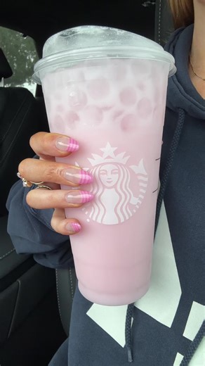 set inspo and starbs #fyp #starbucks #nailinspo #drink #foryoupageofficiall