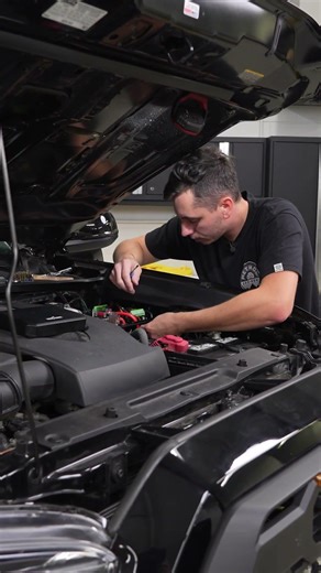 1 Minute Install | YP2 Auxiliary Power Kit + Bracket 💡