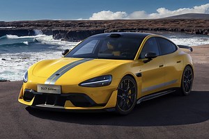 Xiaomi SU7 Ultra: 350 km/h de velocidad punta y 1.548 CV de potencia para alzarse como el rey del coche eléctrico