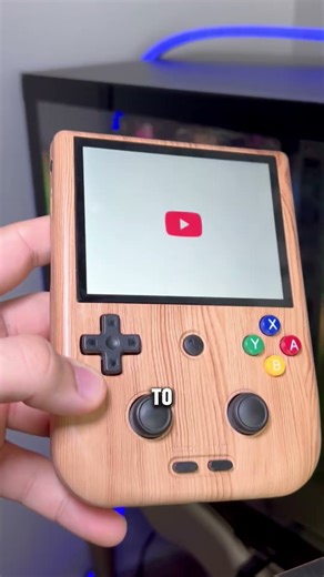 Can the Phantom Play Elite console open YouTube?