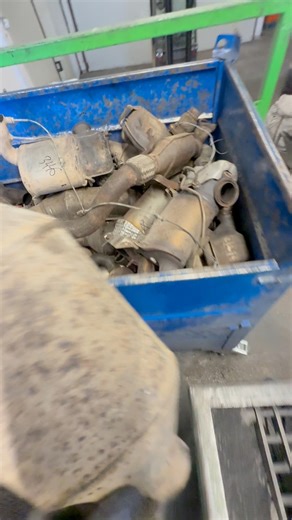 6.1K views · 43 reactions | Vinde catalizatorii la TopCat Recycle!  Prețuri corecte, evaluare rapidă și plată pe loc. Contactează-ne acum la ☎️ 0726 203 783 | Cumpar Catalizatoare | Facebook