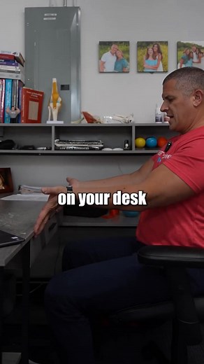 2.2K views · 29 reactions | Wrist pain from typing all day? Don’t ignore it. That stiffness or soreness you feel in your wrists might seem small, but over time it can turn into carpal tunnel syndrome if left unchecked. Here’s a simple fix that can actually reverse the stress of long hours at your keyboard  1️⃣ Take mic. | Heydrrob | Facebook