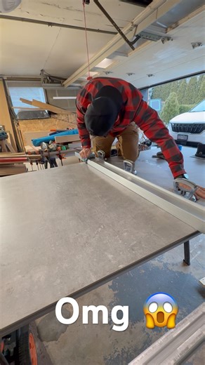 Look how easy is to cut 9 foot long tile