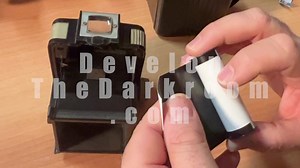 21 reactions | 1 minute quickie on the Kodak Brownie Hawkeye Flash 620 Camera! Film - https://filmphotographystore.com/collections/620-Film Photography Project Develop/Scan - https://thedarkroom.com | Film Photography Project | Facebook