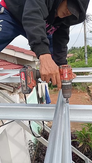 Here's technique to install #americanbuilder #tools #constructionworker #builder | Tool Jack