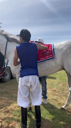 Felicidades Amigo Carreras de Caballos