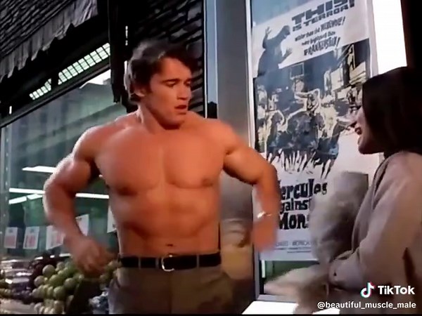 What If Your BF is Super Muscular 有个肌肉男友是怎么样的体验？ Arnold Schwarzenegger 阿诺·施瓦辛格 His 1st movie in Hollywood 好莱坞第一部电影 Hercules in New York 大力神在纽约 (1970) #arnoldschwarzenegger #hercules #arnold #阿诺施瓦辛格 #hollywoodmovie #muscle #bodybuilder #beautifulmusclemale #好莱坞 #好莱坞电影