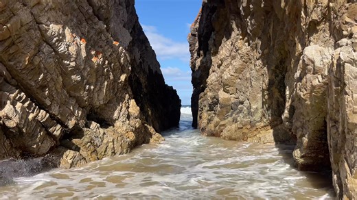 Arch rock 🪨 🌴 | Plettenberg Bay is Awesome