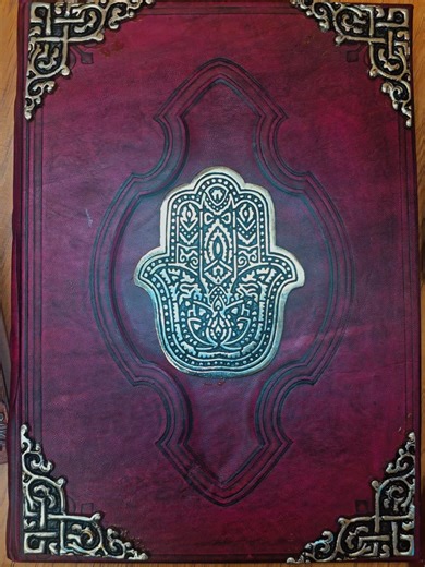 ✨📖 Luxury Grimoires — Timeless Vessels of Magic 📖✨ Enter a world where elegance meets enchantment. Our collection of grimoires are designed for those who seek beauty, depth, and intention in every detail. These extraordinary books are more than journals — they are sacred spaces for your magic, wisdom, and inner world. Wrapped in sumptuous leather or captivating resin covers ✨, each grimoire is paired with exquisite handmade paper that offers a rich, sensory writing experience 🖋️. The weight, 