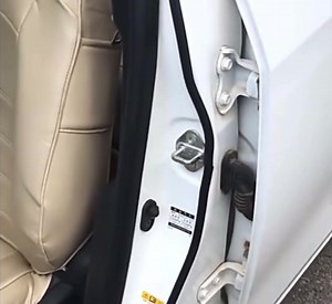 2.2K views · 393 reactions | ‼️Empaque para puerta de carro, bus y camión 壘 Precio: $1.50 c/metro  Waze: Platino Accesorios SA de CV 吝 Ubicación: Paseo General Escalón y 75 AV. Norte, Centro Comercial La Fuente, （Frente a Fuente Beethoven）Colonia Escalón, San Salvador. ☎️TEL: 2270-1280 Whatsapp: 7855-6166 | Platino Accesorios S.A de C.V | Facebook