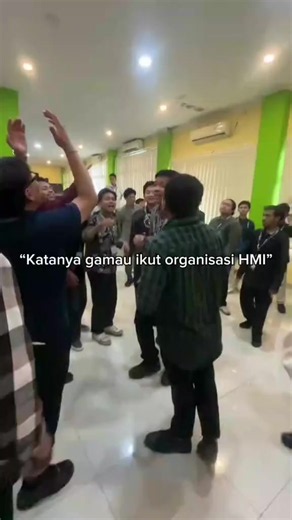 Bahagia HMI, Jayalah KOHATI, YAKUSA💚🖤 HMI adalah rumah ide, ruang karya, sekaligus wadah perjuangan. Setiap aktivitas kader adalah bagian dari ikhtiar panjang mengabdi pada umat dan bangsa #Galeri_HmI#yakusa💚🖤 #HMI #ikutlkduludinda