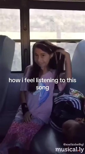 THIS IS FRYING ME SO BAD also yes that is me #rommulas #musically #slomo #2015 #fyp