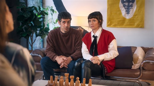 Envious Season 4 on Netflix: the romcom that ends in therapy, not at the altar